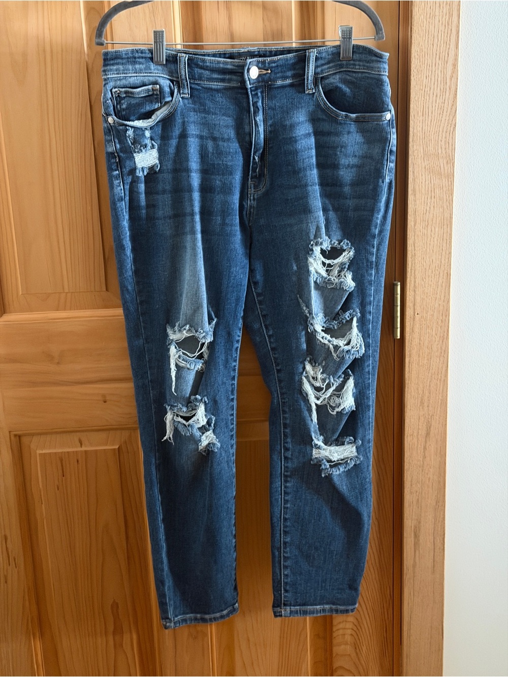 Judy Blue Womens Distressed Skinny Jeans Medium Wash Stretch Size 13/31 Or 15